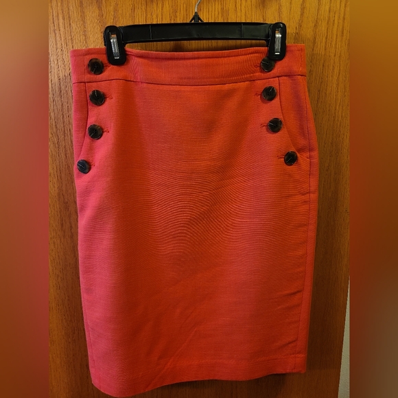 LOFT Dresses & Skirts - Loft EUC orange pencil skirt size 6